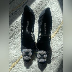 Manolo Blahnik Lace Hangisi 41